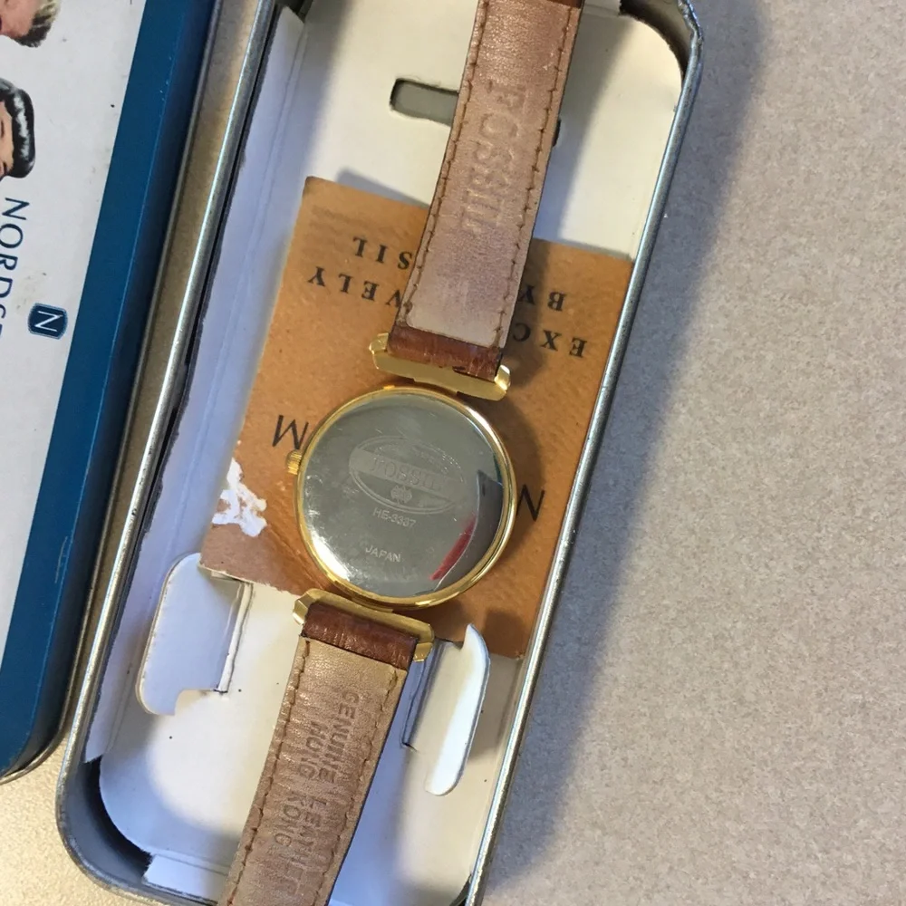 1992 FOSSIL SHATTERED ABALONE WATCH HE-3337